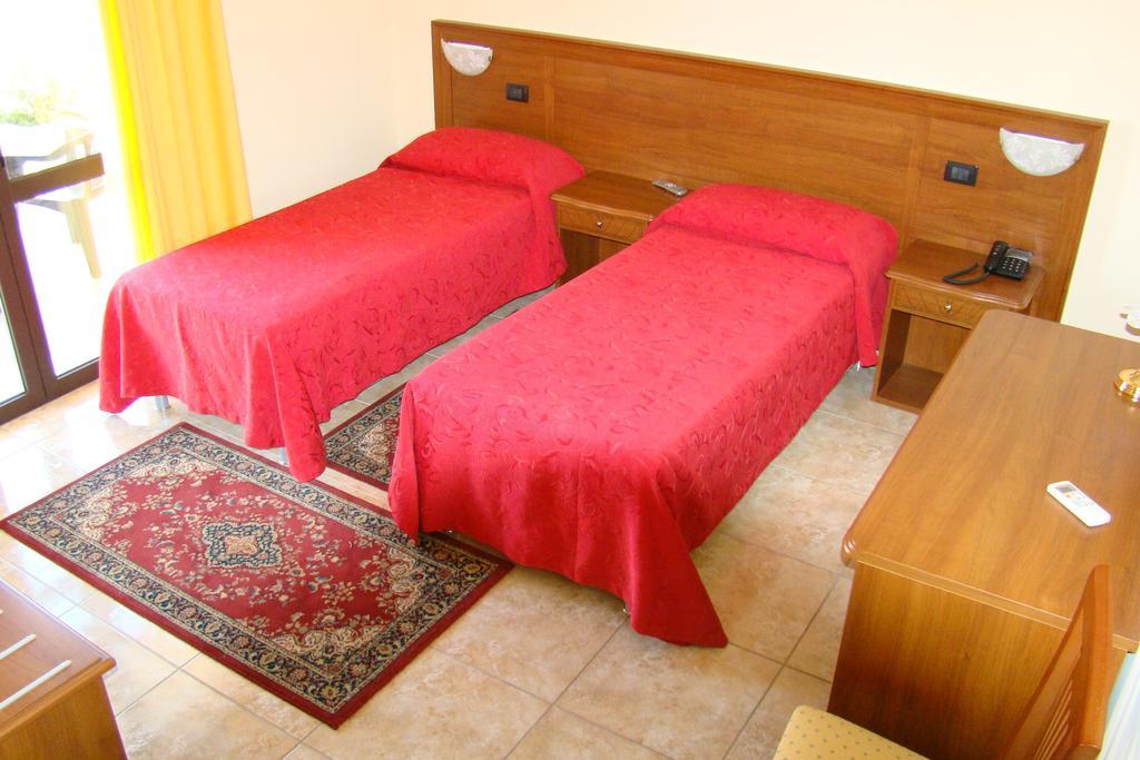Hotel Ristorante111 Villapiana Szoba fotó